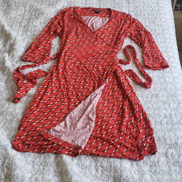 Lands End Wrap Dress - Picture 4 of 6
